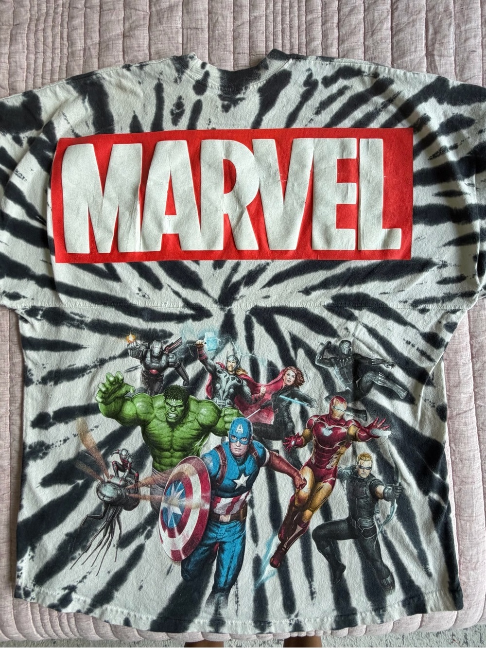Disney Marvel Tie-Dye Spirit Jersey Size M Black White Avengers Parks